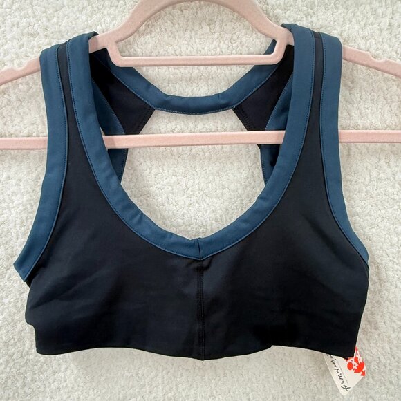 NEW FREE PEOPLE rebel Sport bra in navy/Black Size S - Picture 2 of 7
